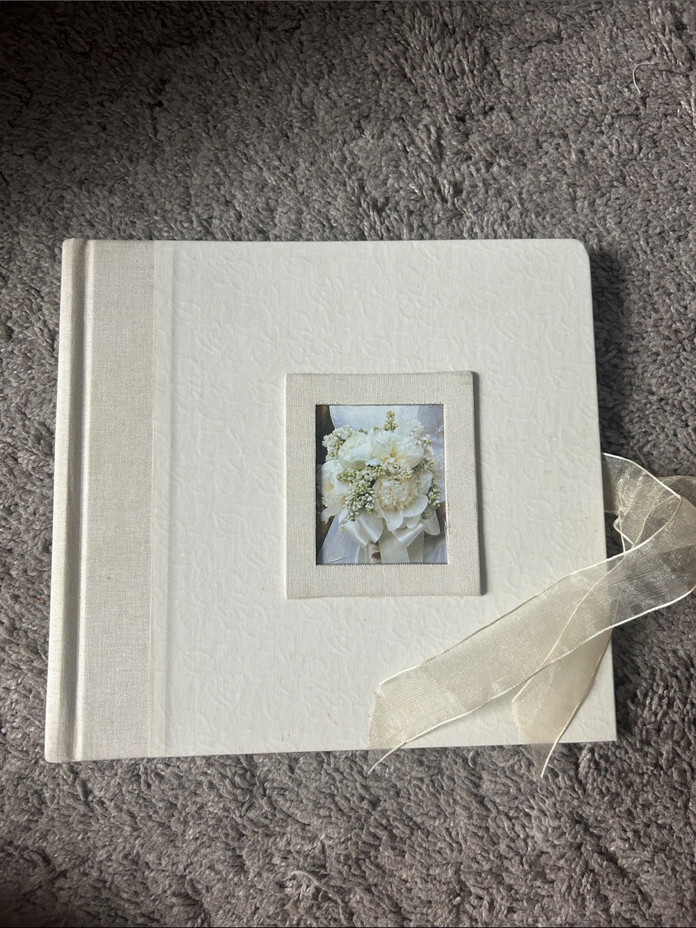 Elegant Cream Wedding Photo Album with Ribbon Accent